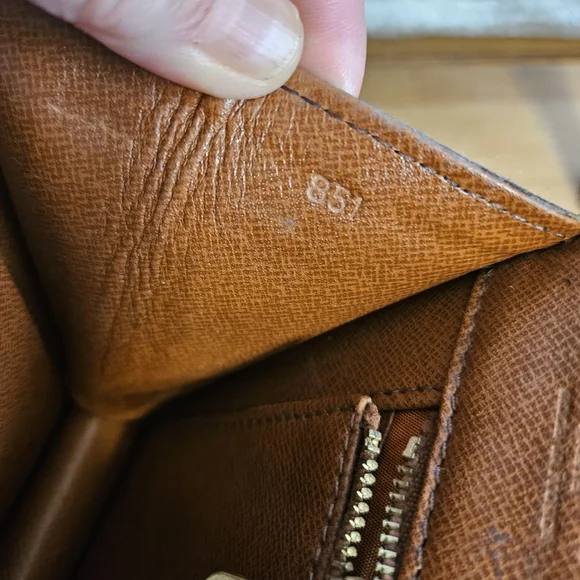 Louis Vuitton Cognac and Dark Brown Wallet - Picture 13 of 16